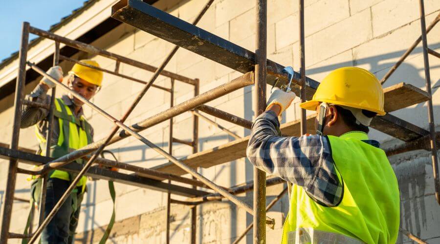 Professional fairlawn roofing services in Saffell, AR